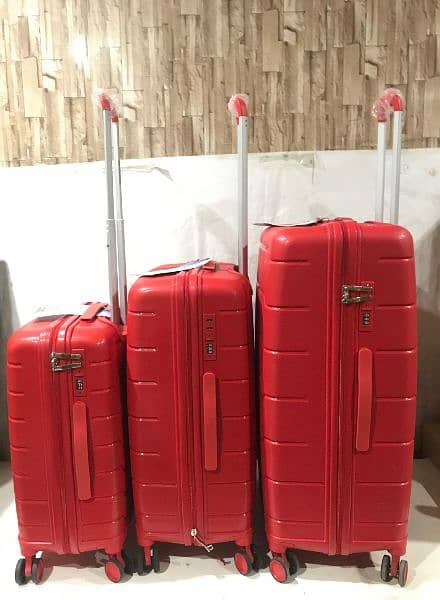 - Travel bags - Suitcase - Trolley bags -Attachi -Safribag 9
