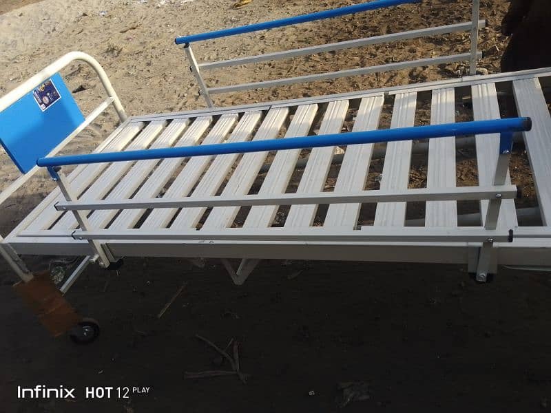 Manufacturing of Hospital Bed Patient Bed Couch Surgical Beds Trolley 2