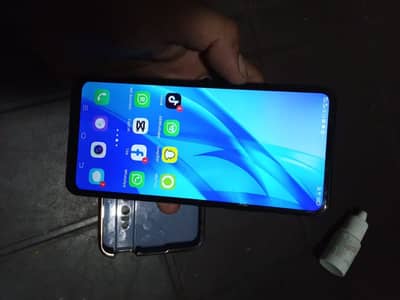 urgent for sale vivo v15 8gb+256gb bilkul saf set ha