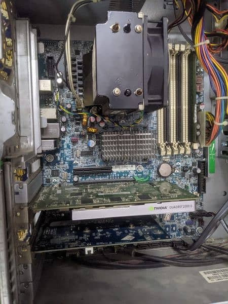 HP Z400 WORKSTATION 2