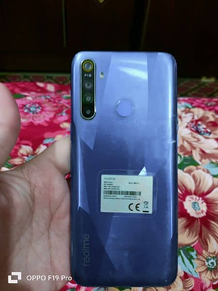 Realme 5 4