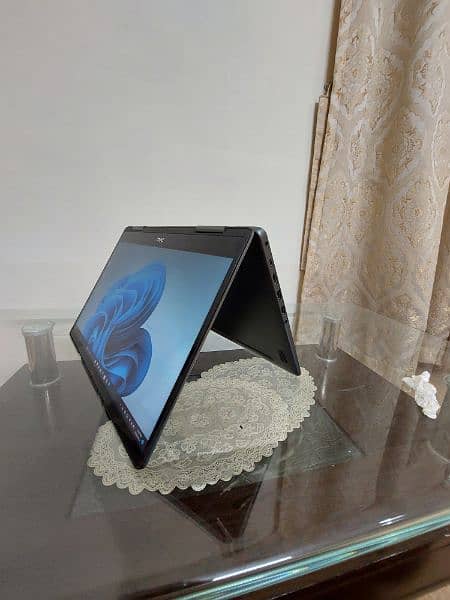 DELL Inspiron 2 in 1 Touch Screen Laptop 1