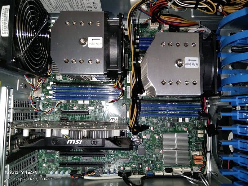 Super Micro Workstation Dual intel xeon silver processor 2