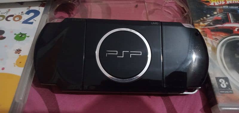 SONY PSP PLAYSTATION PORTABLE MODEL 3004 WITH BOX CONDITION 9.5/10 2
