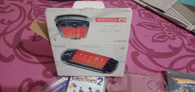 SONY PSP PLAYSTATION PORTABLE MODEL 3004 WITH BOX CONDITION 9.5/10 4