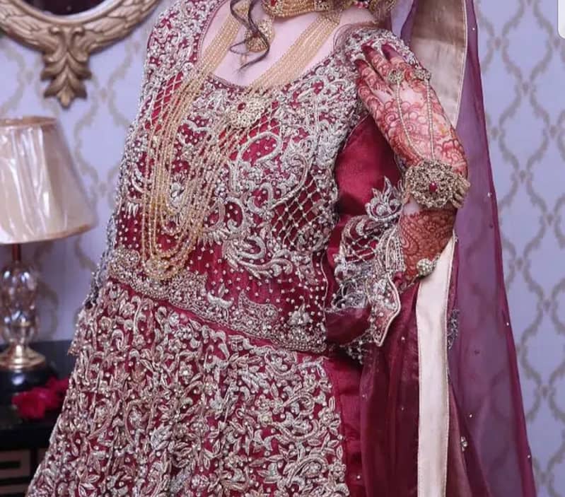 weeding dress/bridal dress/baraat dress for sale 2