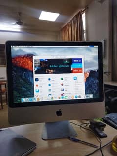 I Mac Desktop computer in perfect working condition 0
