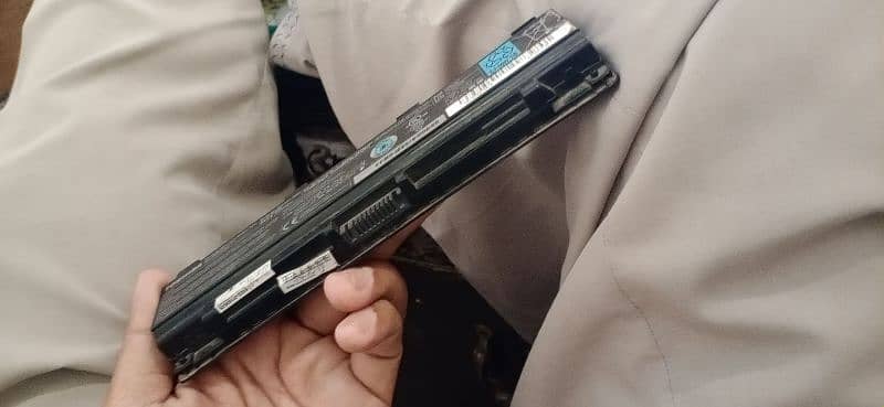 Toshiba laptop Battery 3