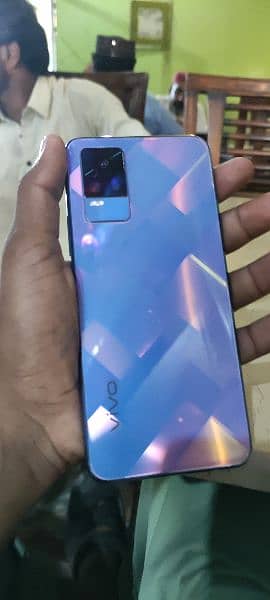 Vivo v21e 2