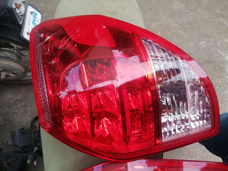 Toyota Rav4 Tail Lights model 2006 to 2013 4