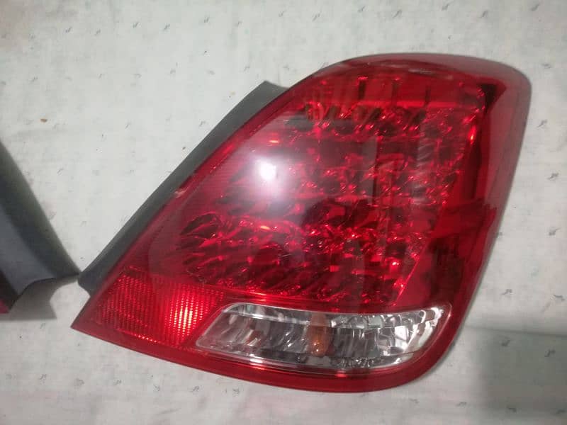 Toyota Crown Majesta Tail Lights Model 2005 5