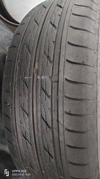 BRIDGESTONE TYRE, RIM FIFTEEN 1