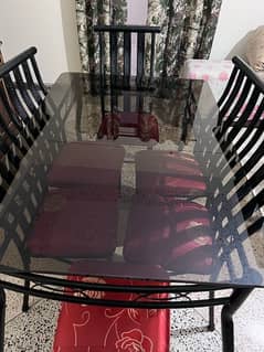 Dining Table With Chairs in Karachi, Free classifieds in Karachi | OLX Pakistan