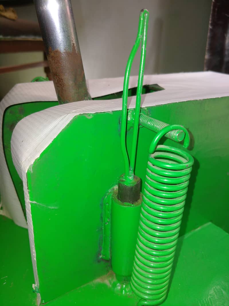 Manual Chappal Machine 1