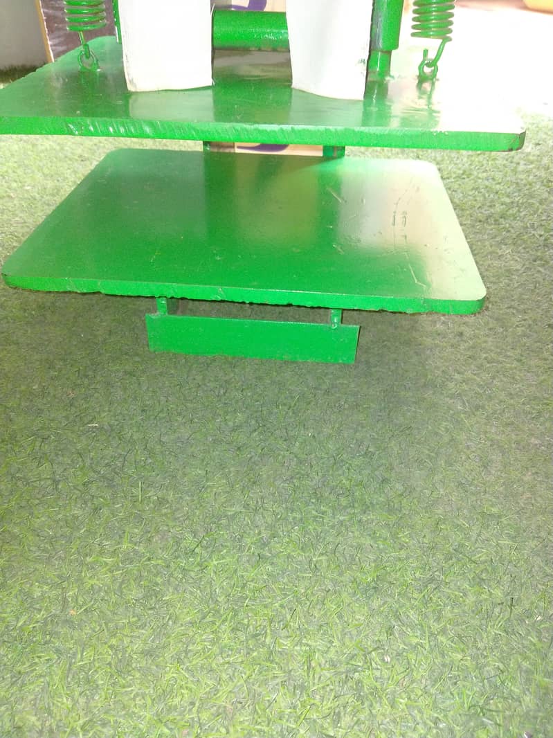 Manual Chappal Machine 3