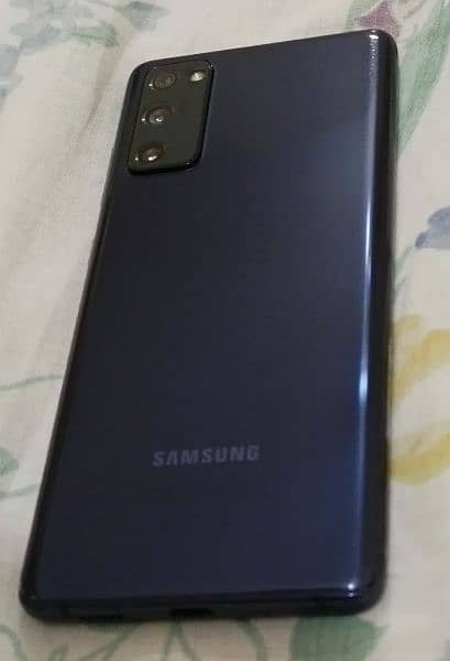~Samsung s20 FE 4