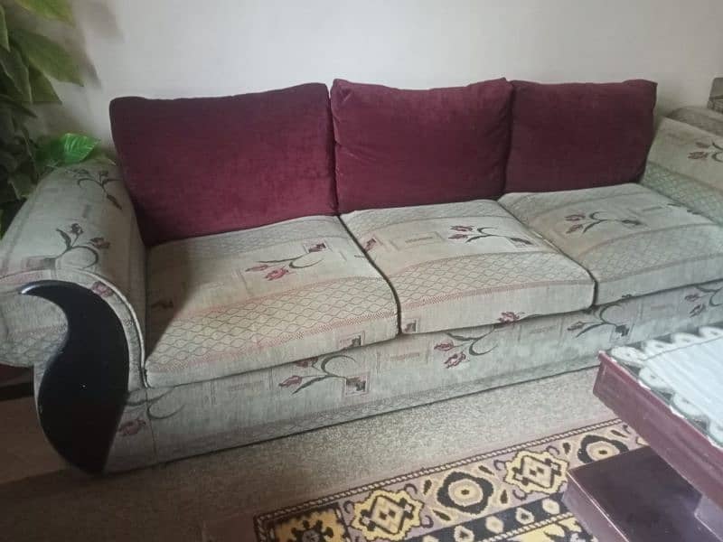 5 seater sofa urgent sale negotiable 5