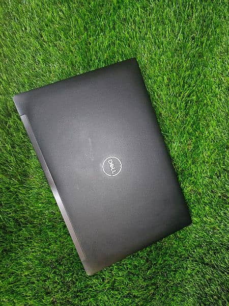 Dell Latitude E7470 Slim Ultrabook 8