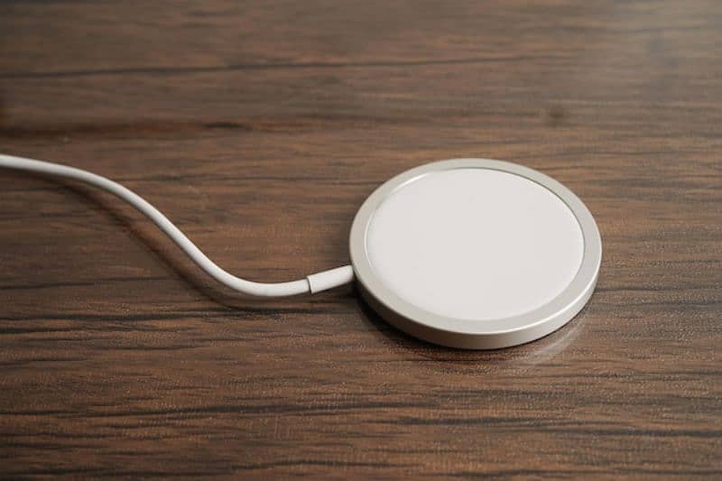 Hydood Magnetic Wireless Charger,all android & iPhone Magnet induction 4