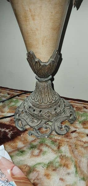 vintage vase 3