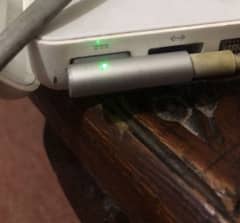 mega safe 1 original Apple charger 0