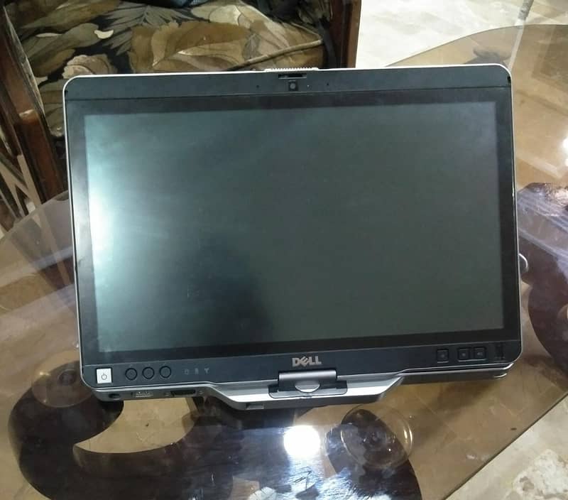 Dell XT Touch Screen Processor: i3 2.20ghz (2nd Generation) 4