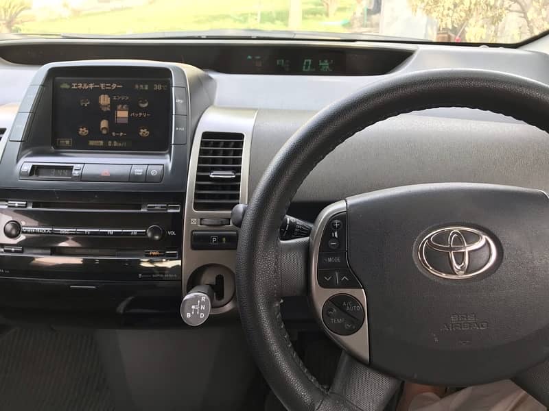 Toyota Prius 1.5 Hybrid G Touring Selection 11