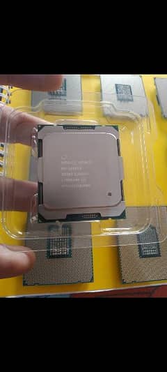 Intel Xeon Processors E5 2683 v4, 2667 V4, 2650 v4, 1650 v4, 2697 v3.