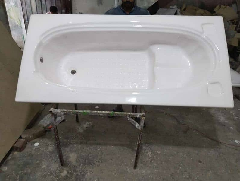 Bath tub/ Acrylic bath tub/ Jacuzzi/ Fiber Tub/ 4