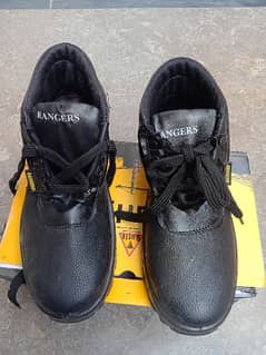 New Safety Shoes is for Sale. Price is Final.
