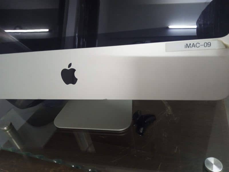 iMac 9 All in one 4 gb ram 150 gb rom cuor 2 du 3