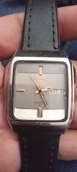 Vintage seiko 5 square watch hot sale