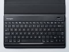 KENSINGTON Key Folio Pro 2-Universal Performance Keyboard n Case. . .