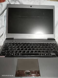 Toshiba i5 3rd gen 256ssd 10gb ram laptop