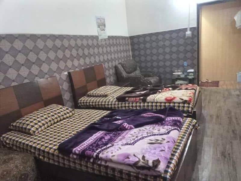 GUEST HOUSE AVIELEBL  IN LAHORE FAISAL TOWN . 10