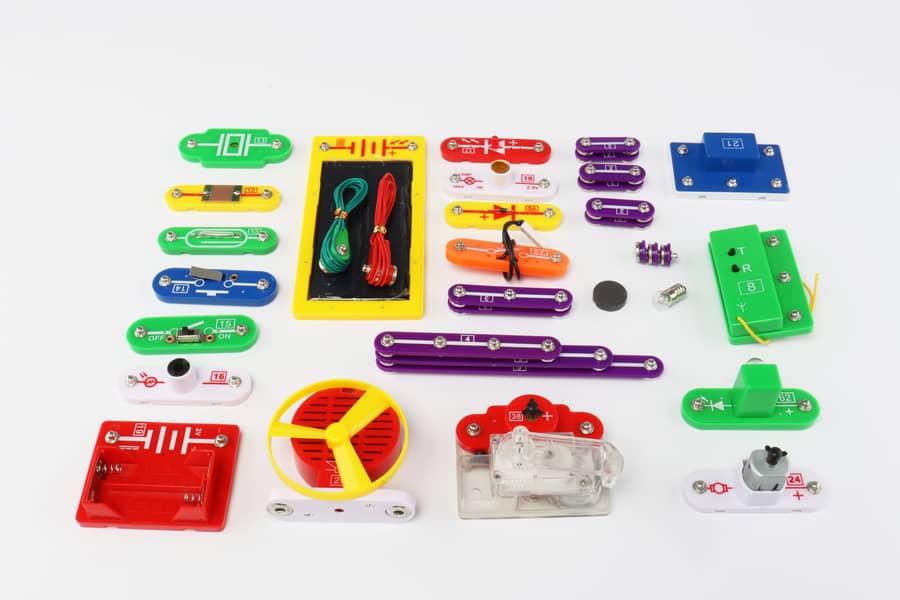 SALE ON! Snap-On Educational Toys - STEM Kit 8