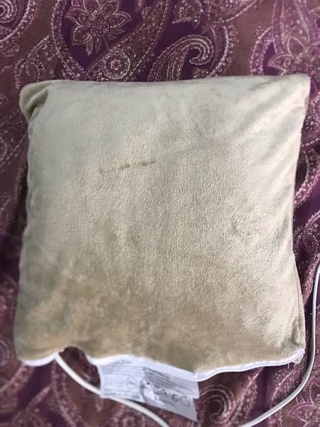 heating pad (ALL TYPE AVAILABLE ) 18