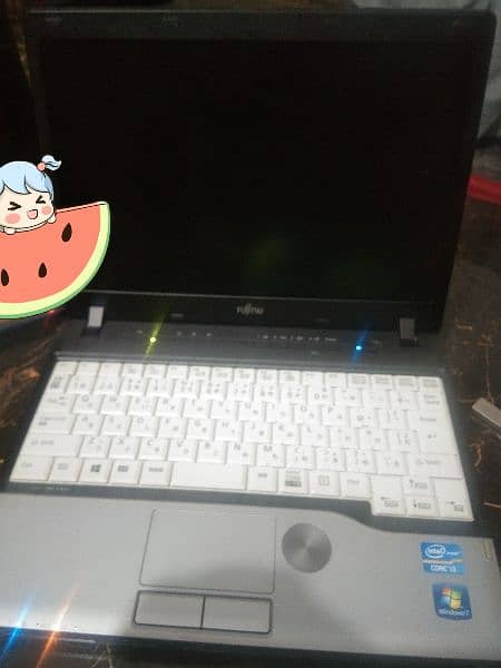 fujitsu corei 3 labtop japan made very good conditions 1