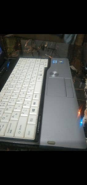 fujitsu corei 3 labtop japan made very good conditions 3