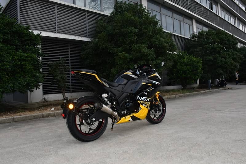 Ducati 250cc single cylinder air cool exclusive bike OW motors 5