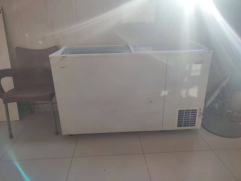 waves freezer wdf315 beige glass sliding door Fridges & Freezers