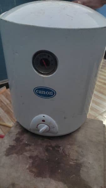 canon electric geyser one season used only perfect working - Other Home  Appliances - 1078093775