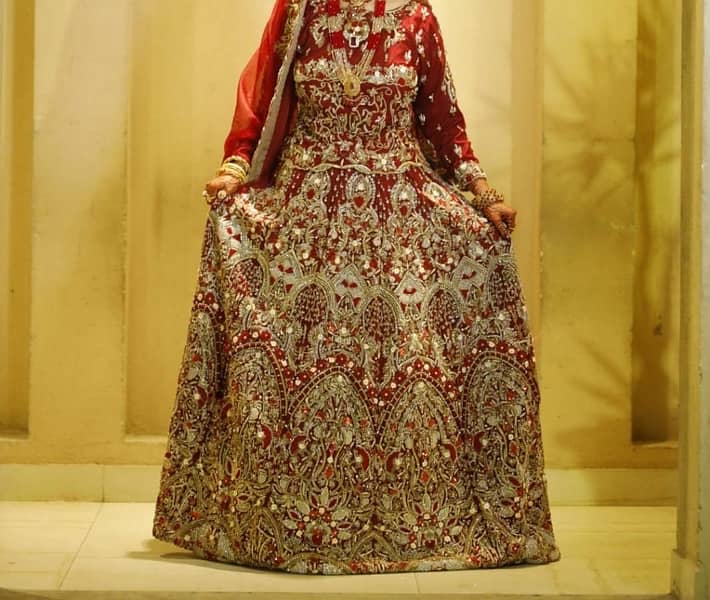 bridal lehnga in medium size 0