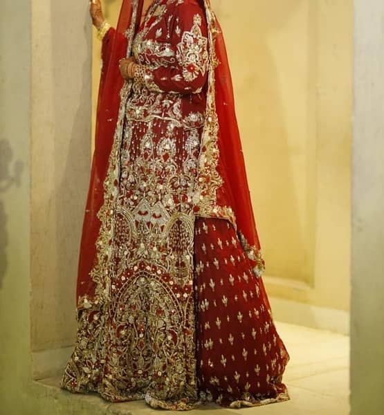 bridal lehnga in medium size 1