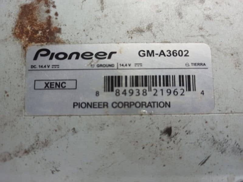 Pioneer GM-A3604 4
