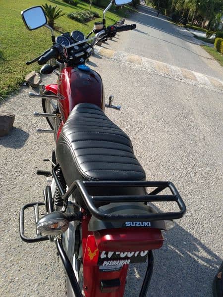 suzuki Gs150 SE Red 2022 5