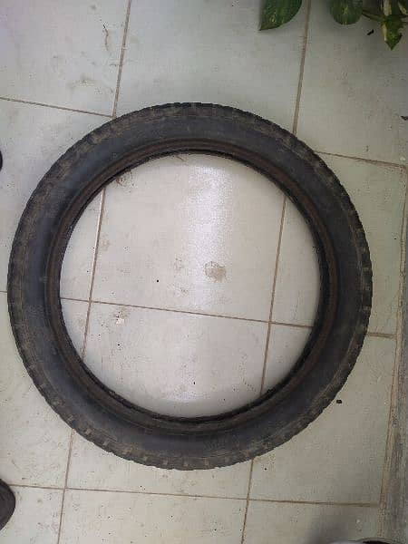 Honda CG 125 Rear Tyre 6P 2