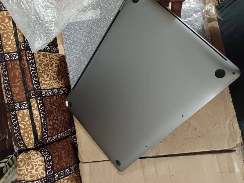 70 UNITS MACBOOK PRO 2019 16 inch TOUCHBAR I7 2.6 16GB  512GB 9