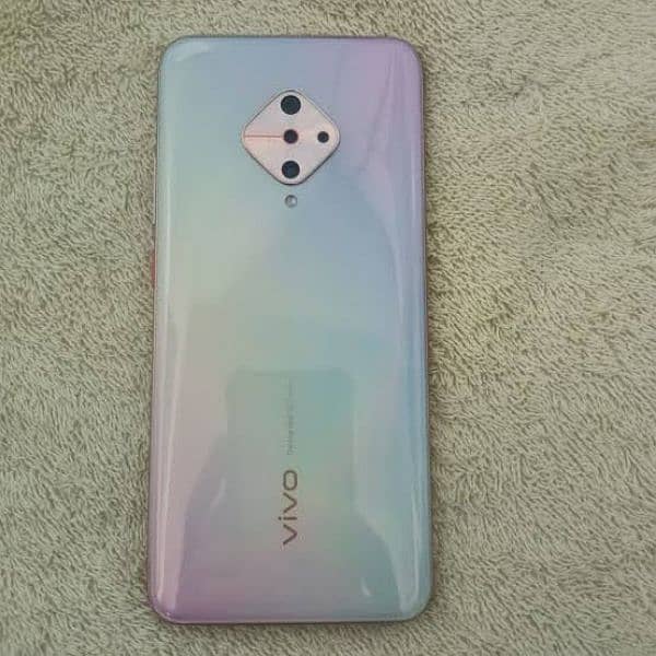 ViVo S1 Pro 0