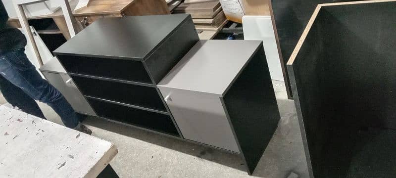 LED console/tv rack 8